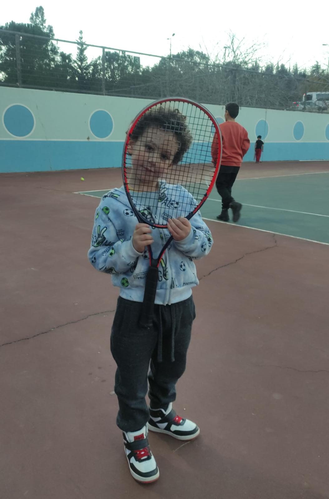 התבוננות. קשב. שקט. עוד הבנה.תבונה. הארה. התבוננות. קשב. שקט. עוד הבנה.תבונה. הארה.