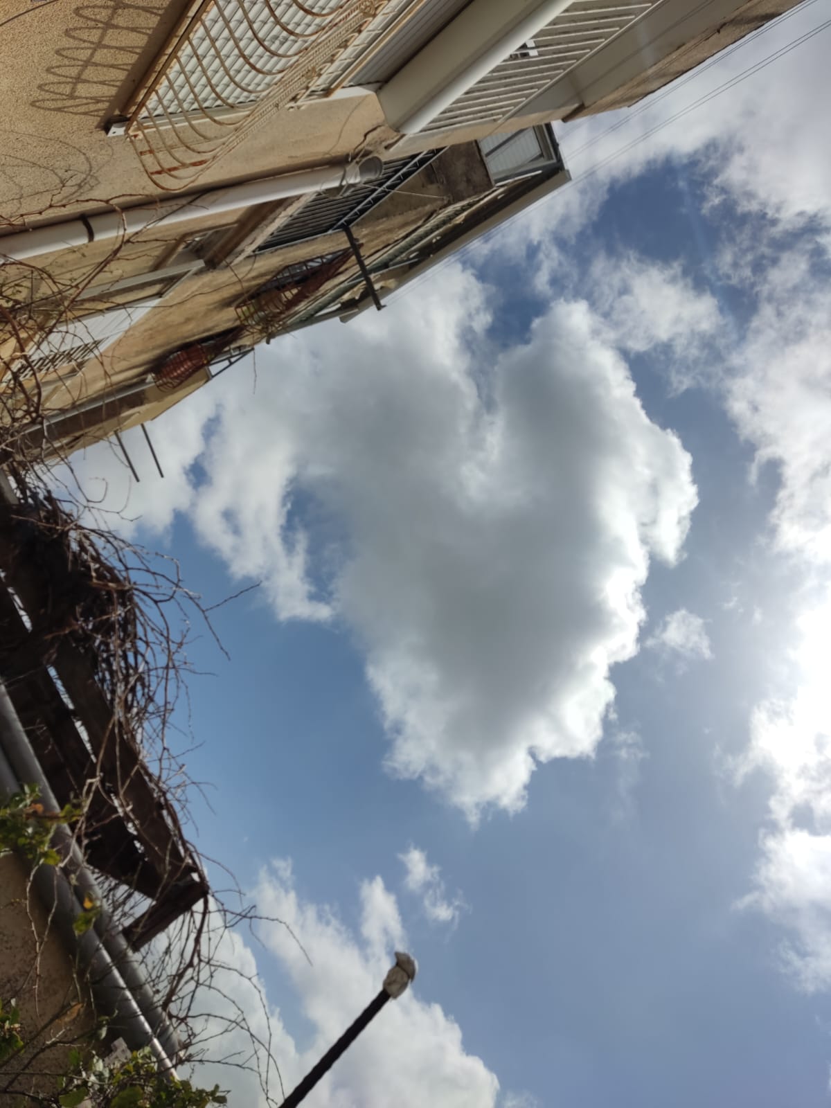 כשהיקום מדבר איתי זה נראה כך